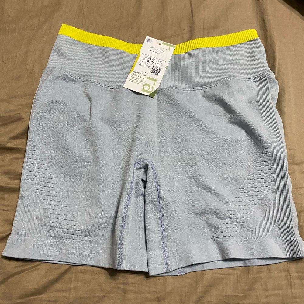 HALARA biker shorts